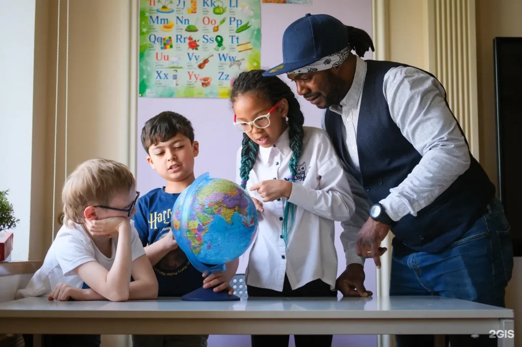 Урок в Horizon International School — фотография школы, 2023 год