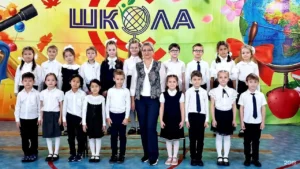 Ученики и педагоги на мероприятии Столичной школы