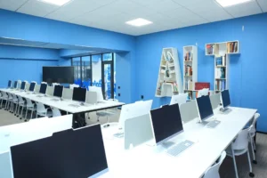 Компьютерный кабинет ALT University