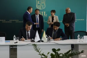 Подписание соглашения в Esil University, архив 2023 года