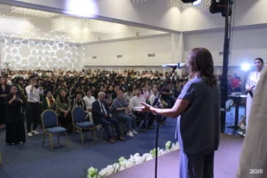 Встреча университетского сообщества METU в аудитории