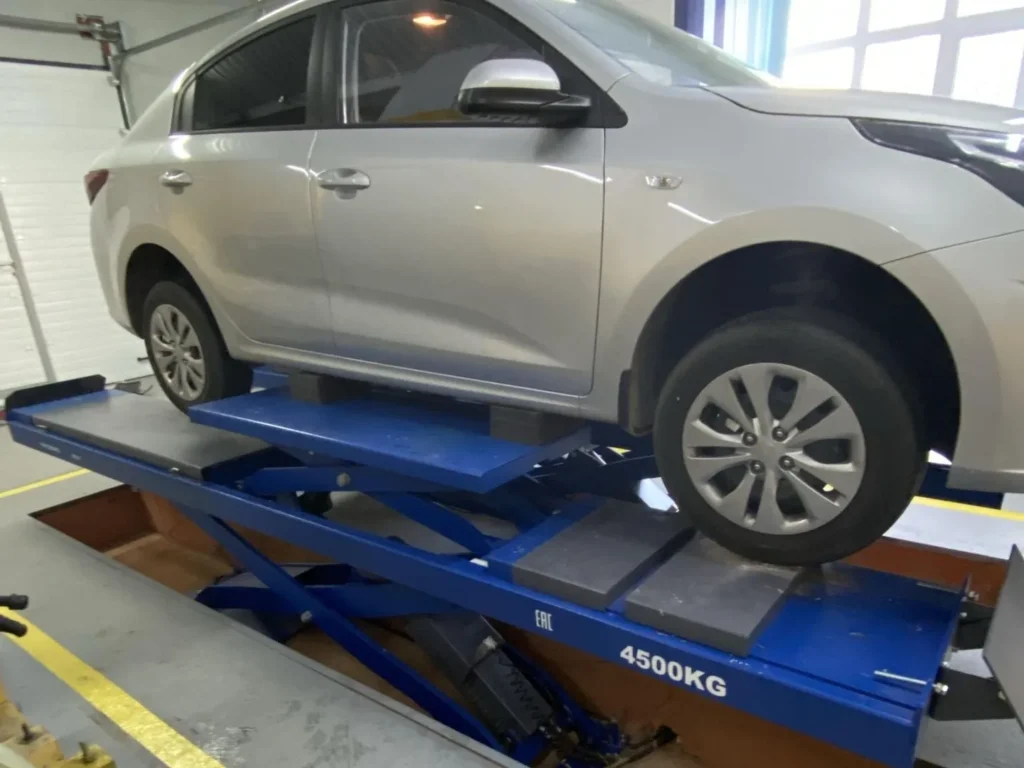 Автомобильная мастерская Строительно-технического колледжа