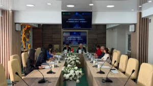 Встреча с международной делегацией в университете Туран